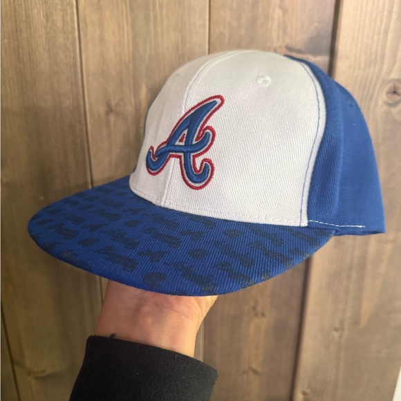 Atlanta Braves Youth Adjustable Cap - Picture 3 of 4